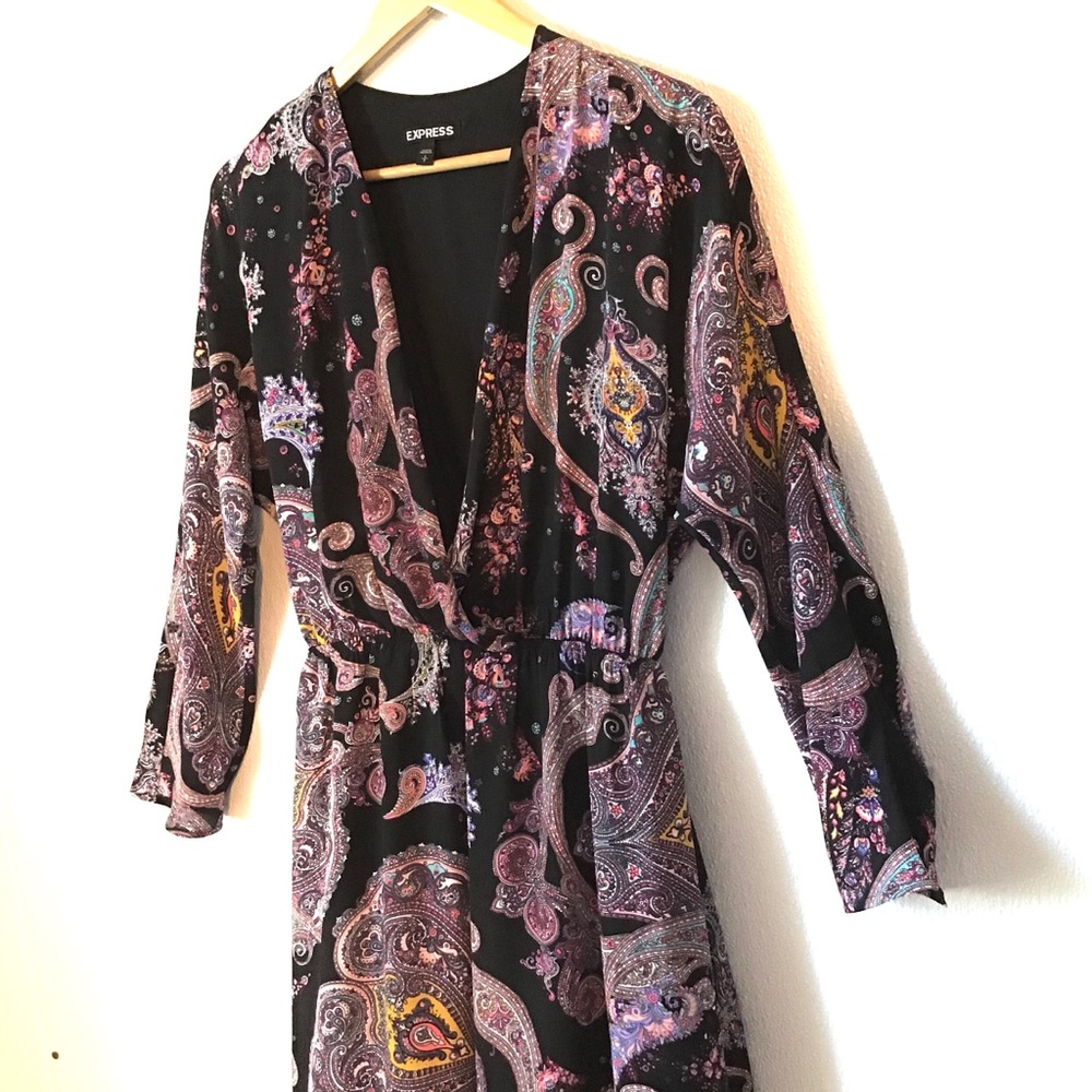 EUC Express Black Paisley Lined Dress Size Small